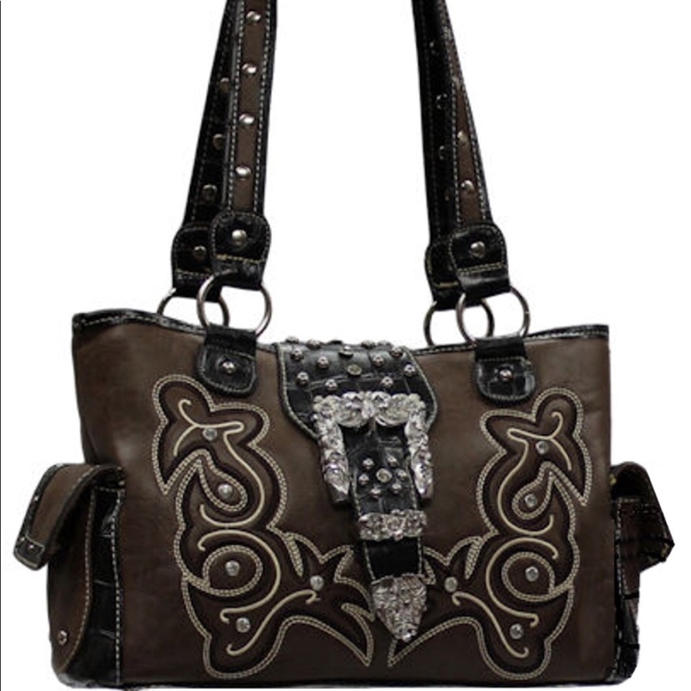 P&G Collection Black and Brown Concho Buckle